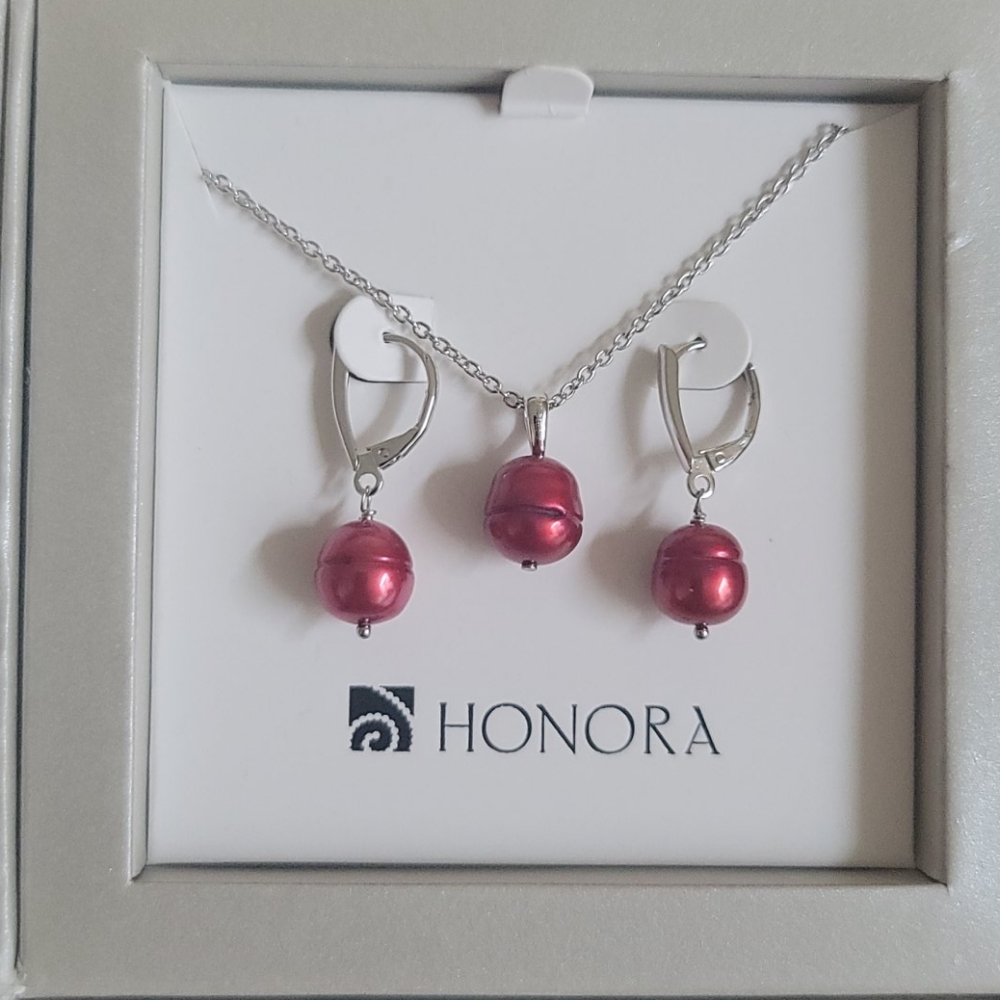 Honora Cultured Freshwater Pearl Set, NWOT